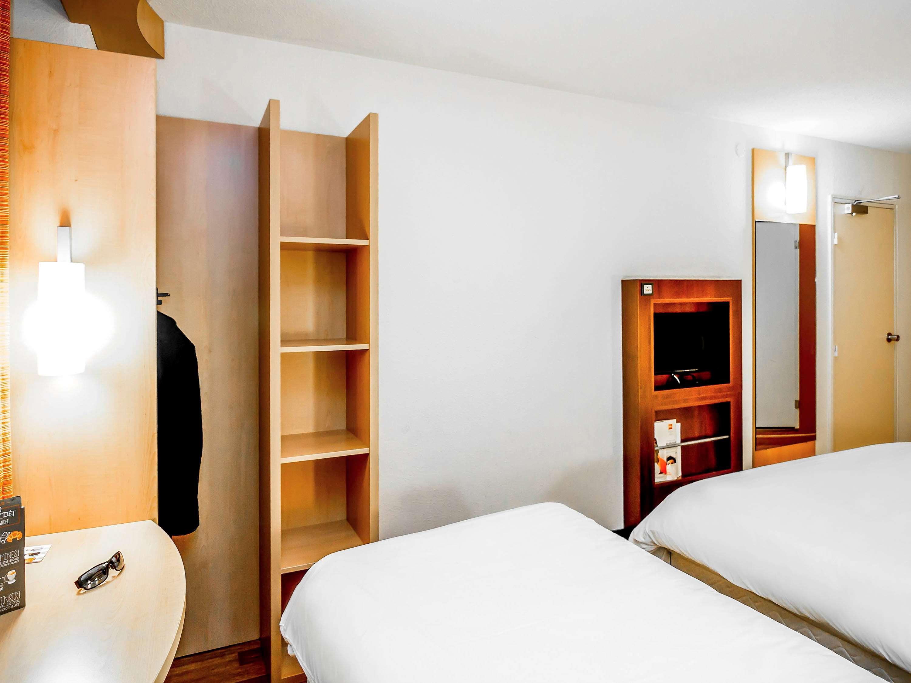 Ibis Montauban Hotel Exterior photo
