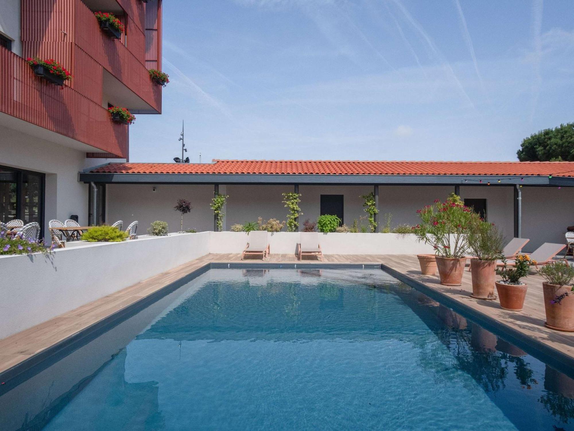 Ibis Montauban Hotel Exterior photo