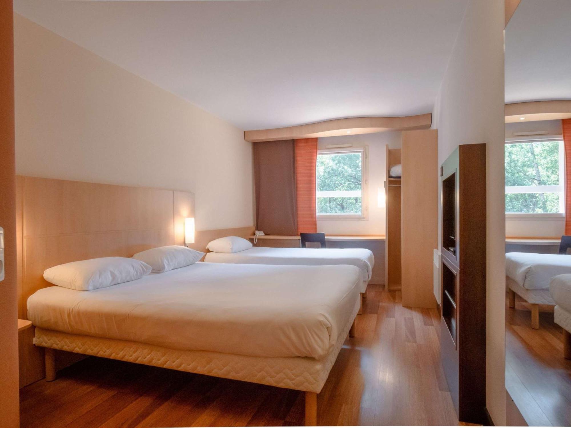 Ibis Montauban Hotel Exterior photo
